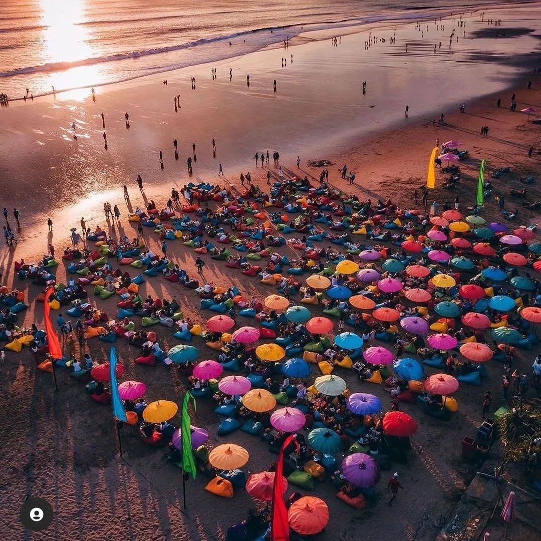 Double SIx Beach Seminyak Sit On A Bean Bag